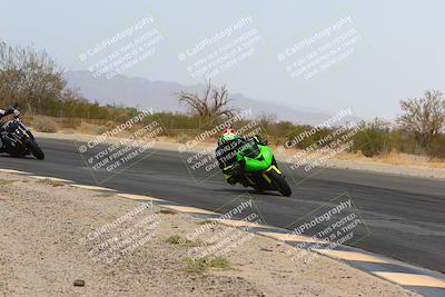 media/Apr-10-2022-SoCal Trackdays (Sun) [[f104b12566]]/Turn 3 Inside (1150am)/